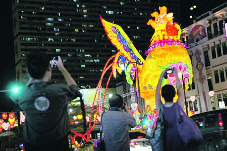 Lễ hội đèn lồng đón tết Đinh Dậu tại Singapore.